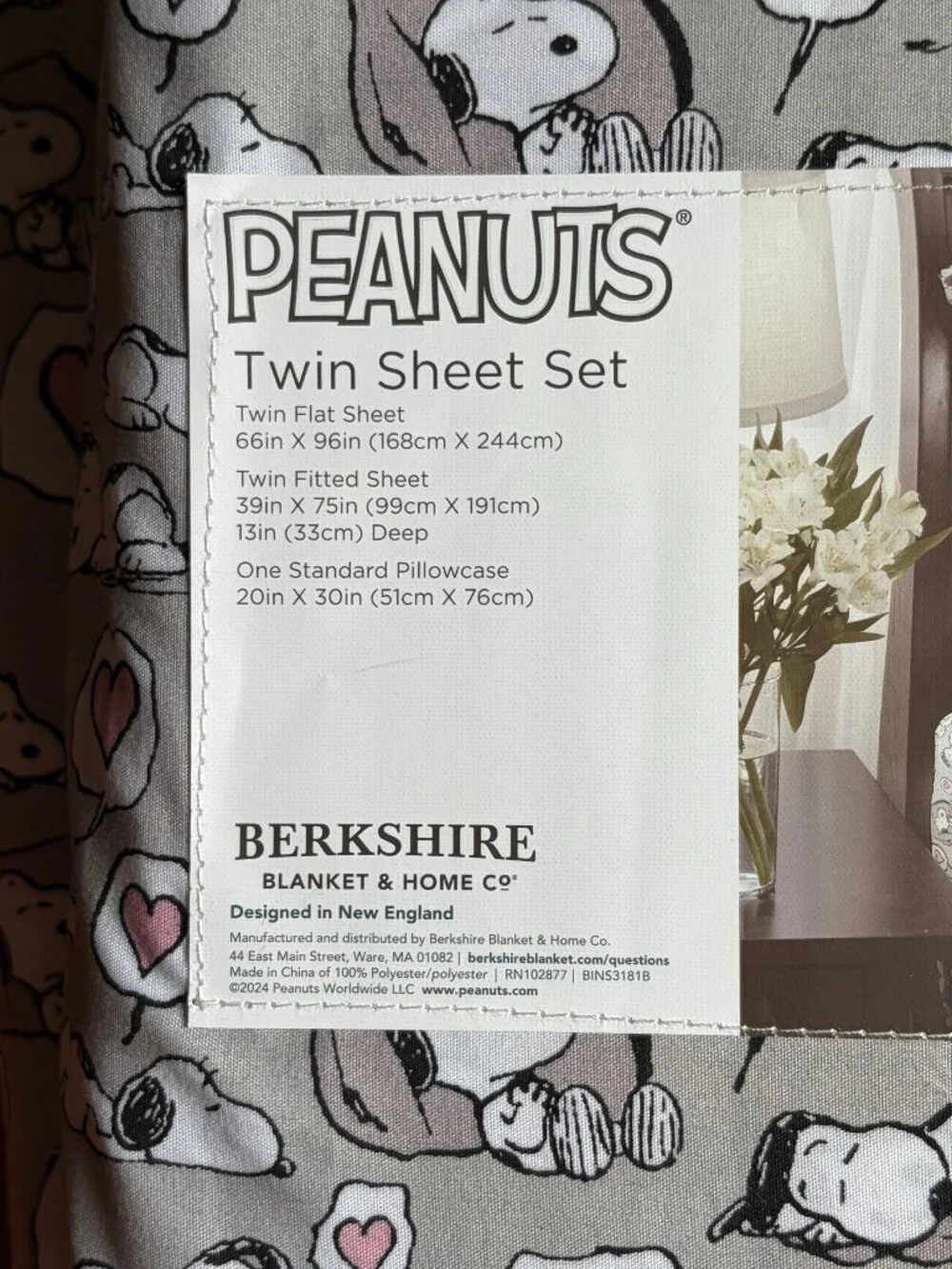 PEANUTS Sleeping Snoopy Pink Hearts TWIN Size Sheet Set Sleeping Dreaming